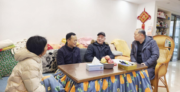 市国资委党委开展春节前走访慰问活动
