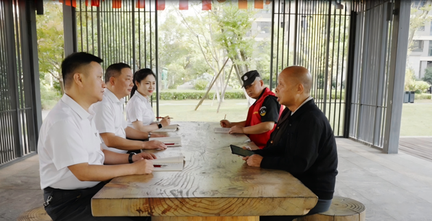 城发红——小亭子议出社区治理“同心圆”